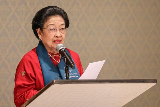 megawati_instruksikan_kepala_daerah_pdip_hemat_anggaran_hadapi_dampak_konflik_global