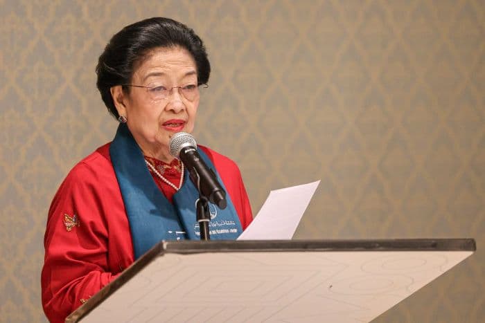 megawati_instruksikan_kepala_daerah_pdip_hemat_anggaran_hadapi_dampak_konflik_global