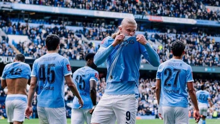 sedang_on_fire_manchester_city_dijagokan_tundukkan_arsenal