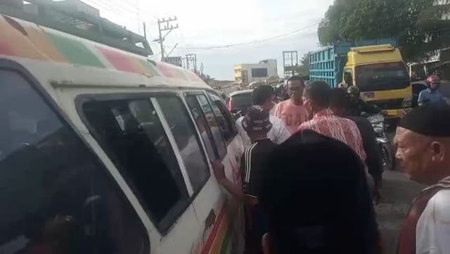 todongkan_senjata_sopir_angkot_ditangkap_polres_sergai