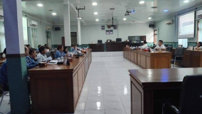 dprd_pematangsiantar_bahas_tujuh_ranperda_strategis_untuk_pembangunan_daerah