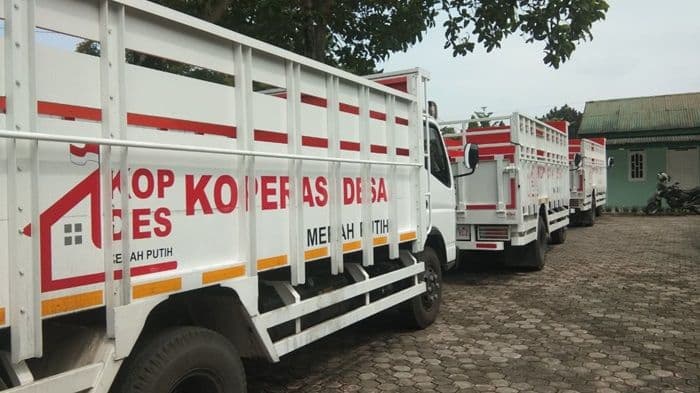 26_unit_truk_kopdes_merah_putih_tiba_di_makodim_0206dairi_diserahkan_agustus