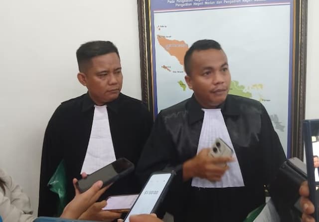 ph_purnawirawan_polri_klaim_kliennya_tak_tahu_apaapa_dalam_kasus_smartboard_tebing_tinggi