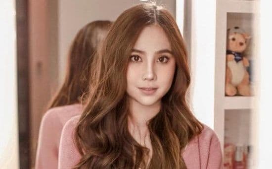 tinggalkan_label_rekaman_agatha_chelsea_buka_babak_baru_lewat_good_alone