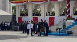 18078_napi_dan_anak_binaan_sumut_terima_remisi_di_hut_ke81_ri_555_langsung_bebas