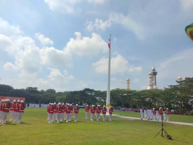 hut_ke81_ri_bupati_asahan_ajak_warga_perkuat_persatuan_dan_gotong_royong