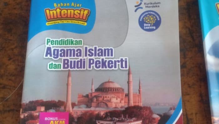 orang_tua_murid_keluhkan_lembar_kerja_siswa_versi_fotokopi_di_smpn_3_tanjung_morawa