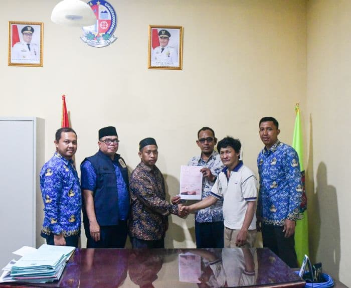 perselisihan_speaker_di_tanjung_morawa_berakhir_damai_di_kesbangpol