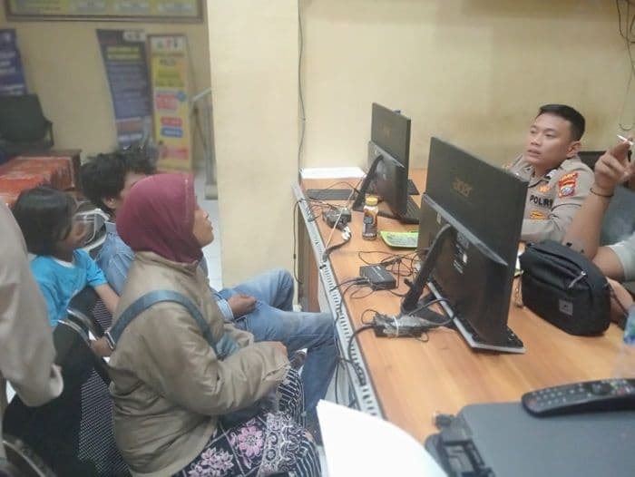sempat_damai_di_polres_samosir_pelajar_korban_pemukulan_satpol_pp_di_tele_kembali_dirawat_ibu_lapor_lagi_