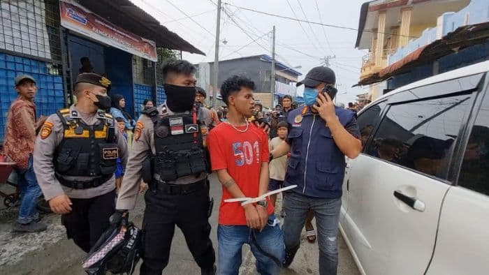 pria_yang_ditangkap_bnnp_sumut_di_pabrik_arang_belawan_ternyata_pelaku_begal_