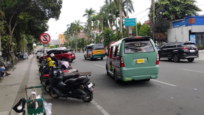 parkir_resmi_di_zona_terlarang_dishub_siantar_dinilai_ceroboh_soal_tata_kelola_lalu_lintas