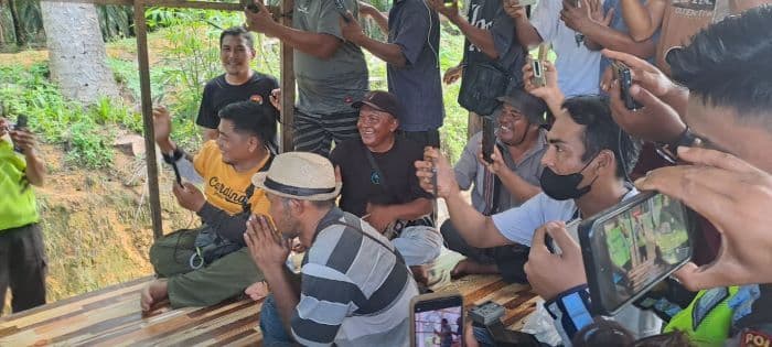 polres_labusel_gandeng_konten_kreator_tingkatkan_keselamatan_di_titik_rawan_laka_bukit_kodok