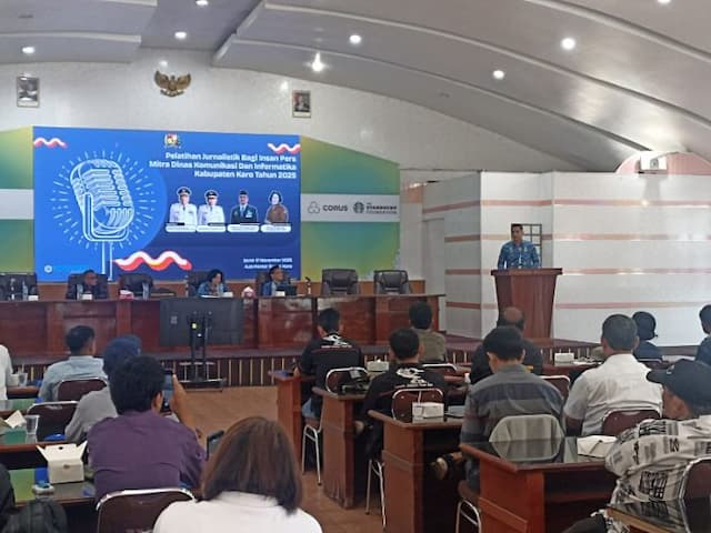 sekda_karo_opd_jangan_enggan_menjawab_wartawan_saya_siap_jadi_penyambung_lidah_media