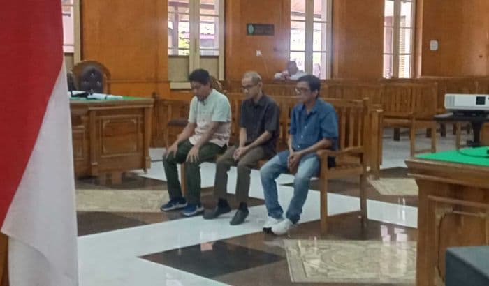vonis_3_tahun_penjara_untuk_tiga_terdakwa_korupsi_stadion_madina_rp844_juta