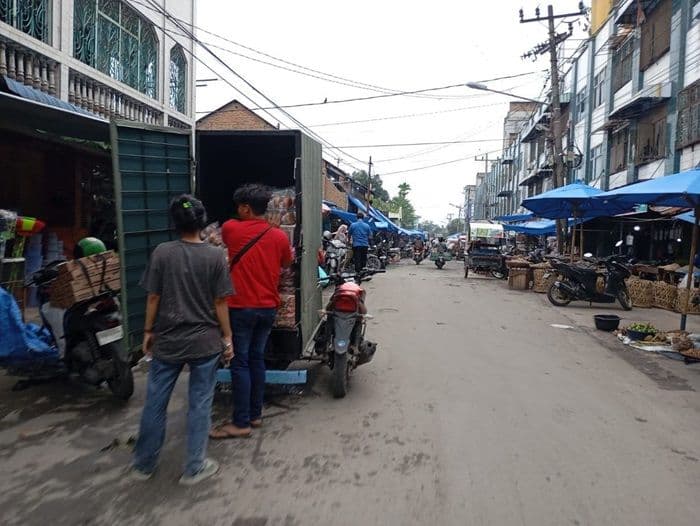 parkir_diduga_dikelola_oknum_di_deli_serdang_warga_resah_dan_minta_penertiban