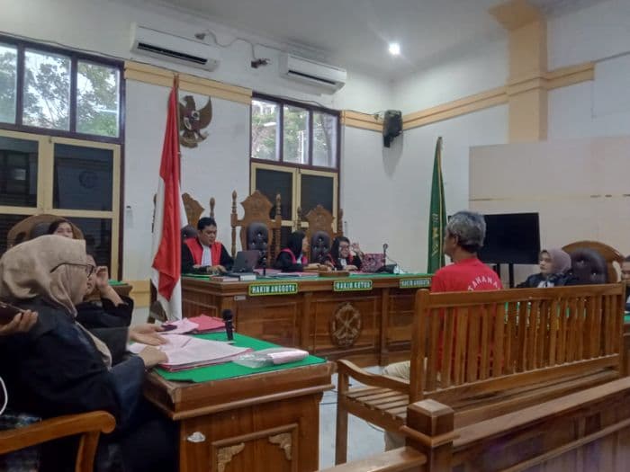 terdakwa_perdagangan_beruang_madu_di_medan_divonis_2_tahun_penjara