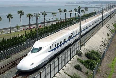 waktu_tempuh_kereta_api_malaysia_singapura_hanya_lima_menit