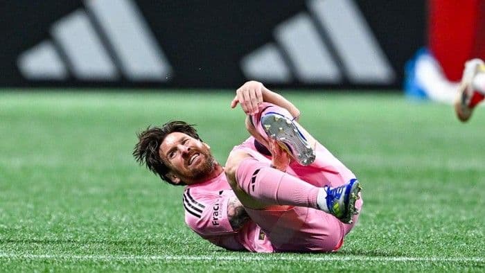 cedera_messi_absen_hadapi_uruguay_dan_brasil_di_kualifikasi_piala_dunia_