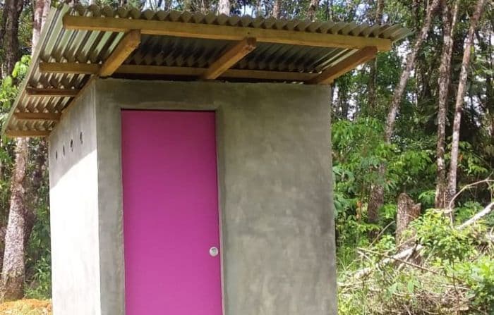 warga_desa_sifahando_protes_penggunaan_apbdes_2024_tak_sesuai_rab