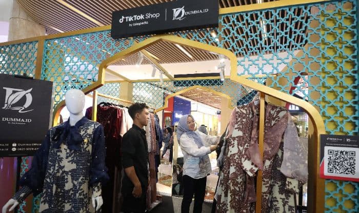 kunjungan_mal_naik_20_jelang_idulfitri_2026_waspadai_penurunan_usai_april