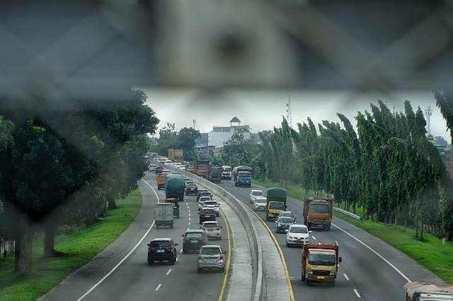 pembatasan_truk_bertonase_besar_saat_mudik_lebaran_demi_keselamatan_bersama