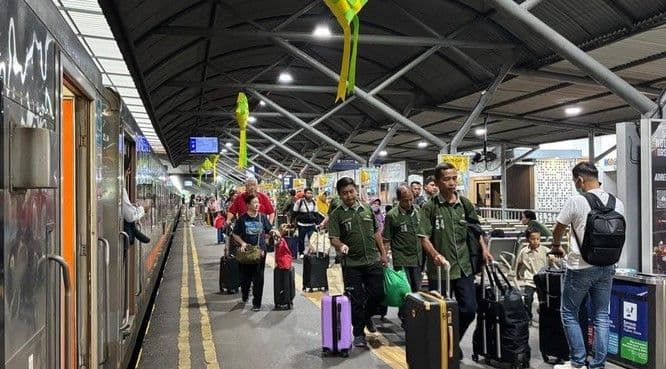sejarah_tradisi_mudik_lebaran_di_indonesia_dari_ritual_leluhur_hingga_momen_silaturahmi_