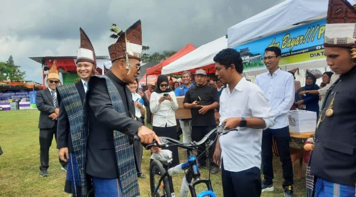 denda_pajak_digratiskan_dalam_momentum_hari_jadi_ke193_simalungun_