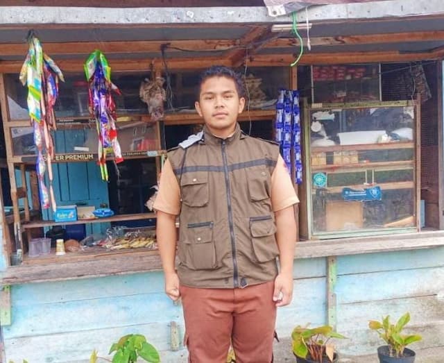 inspiratif_jaga_warung_sambil_merawat_ayah_yang_sakit_siswa_man_lolos_snbp_dan_kipk