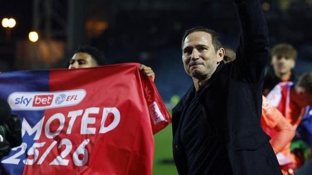 penantian_25_tahun_frank_lampard_bawa_coventry_city_promosi_ke_premier_league_musim_depan