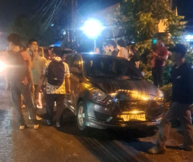 penumpang_mini_bus_yang_kecelakaan_menangis_dan_gagal_pulang_ke_siantar