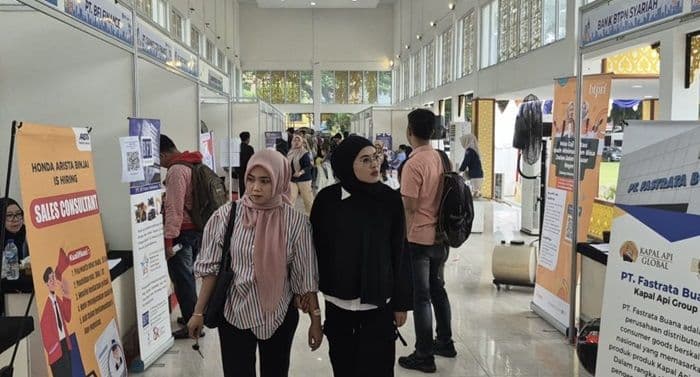 job_fair_binjai_2025_wali_kota_harap_anak_muda_tidak_lagi_bekerja_ilegal_ke_kamboja