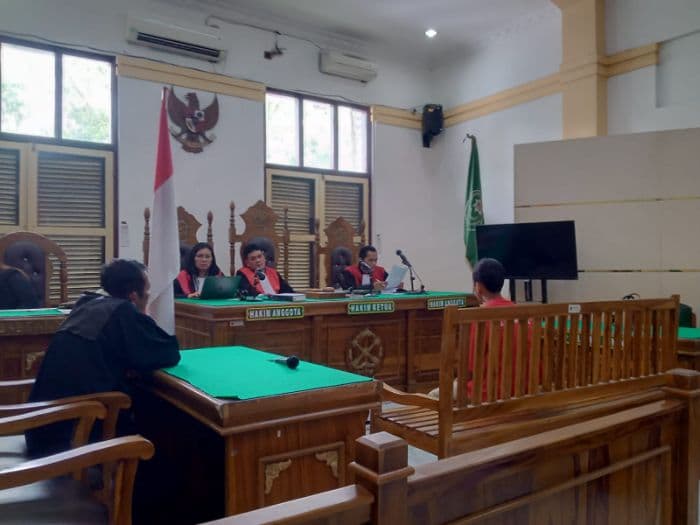 putusan_banding_remaja_bawa_celurit_saat_tawuran_divonis_15_bulan