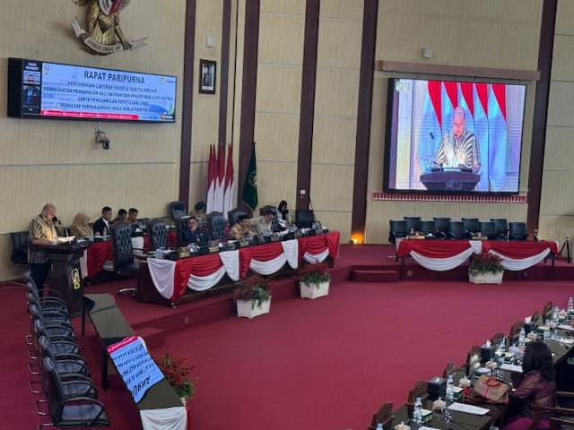 pansus_minta_perpanjangan_masa_kerja_guna_mendalami_potensi_pad