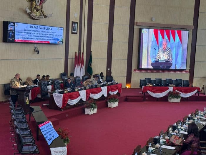 pansus_minta_perpanjangan_masa_kerja_guna_mendalami_potensi_pad
