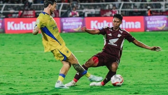 klasemen_super_league_2026_persib_bandung_di_ambang_juara_usai_unggul_dari_borneo_fc