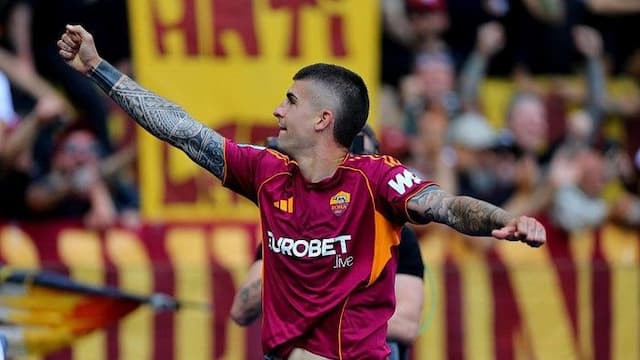 mancini_cetak_brace_as_roma_tundukkan_lazio_di_derby_della_capitale