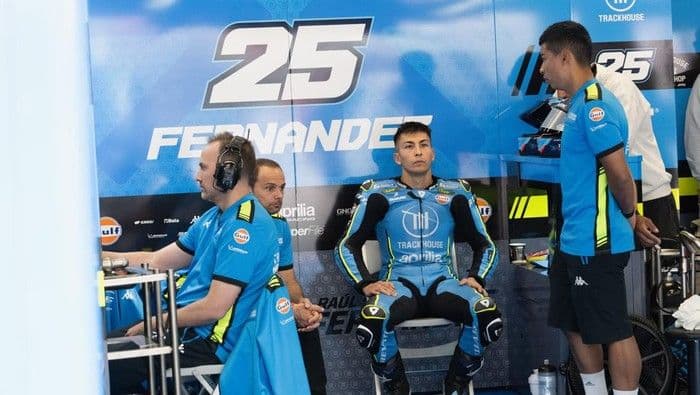 raul_fernandez_salahkan_jorge_martin_atas_crash_sesama_aprilia_di_motogp_catalunya_