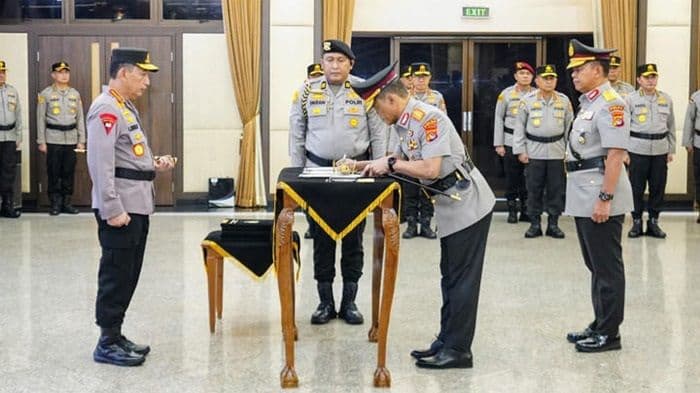rotasi_besar_polri_2026_komjen_panca_putra_simanjuntak_resmi_jadi_kalemdiklat