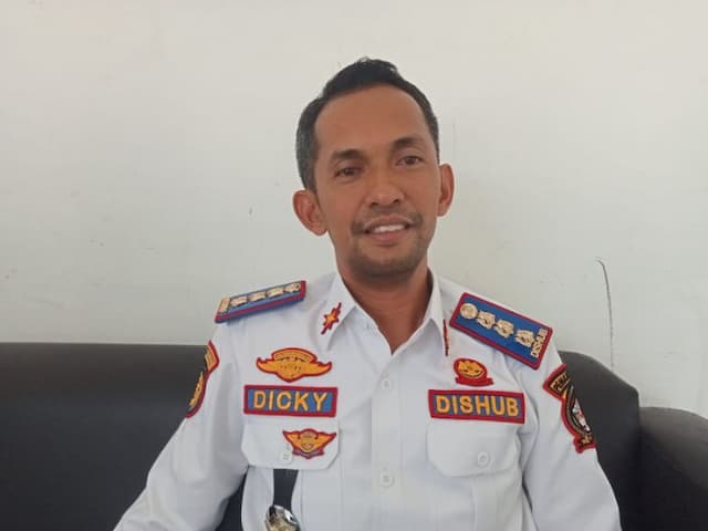 tahun_2025_pendapatan_parkir_di_toba_menurun_drastis