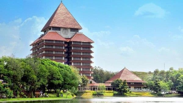 ui_klarifikasi_masalah_coret_sma_favorit_di_jalur_ppkb_2025