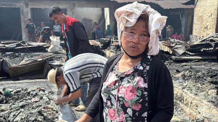 kebakaran_pajak_parluasan_hanguskan_modal_usaha_pedagang