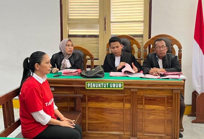rental_mobil_untuk_liburan_wanita_di_medan_malah_gadaikan_avanza_rp5_juta
