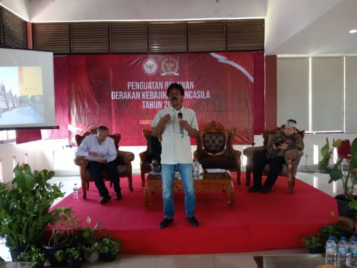 tokoh_masyarakat_samosir_kelestarian_danau_toba_selaras_dengan_pengamalan_pancasila