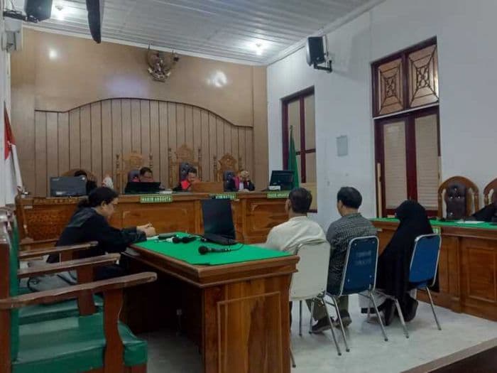 pt_medan_perberat_vonis_dua_mantan_pejabat_uinsu_di_kasus_korupsi_dana_blu_rp17_miliar
