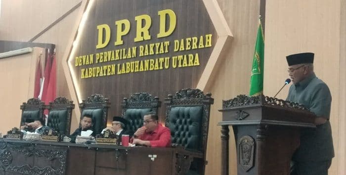 banggar_dprd_labura_sahkan_kuappas_2027_target_pad_naik_rp839_miliar_