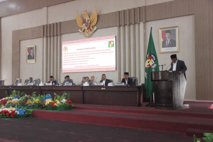 dprd_simalungun_setujui_papbd_2025_fraksi_golkar_banyak_aspirasi_warga_belum_terakomodasi