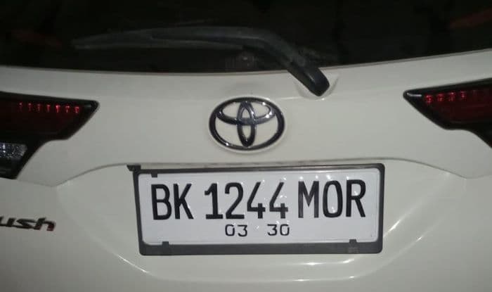 diduga_berbuat_asusila_mobil_bergoyang_di_rusunawa_kisaran_digerebek_warga