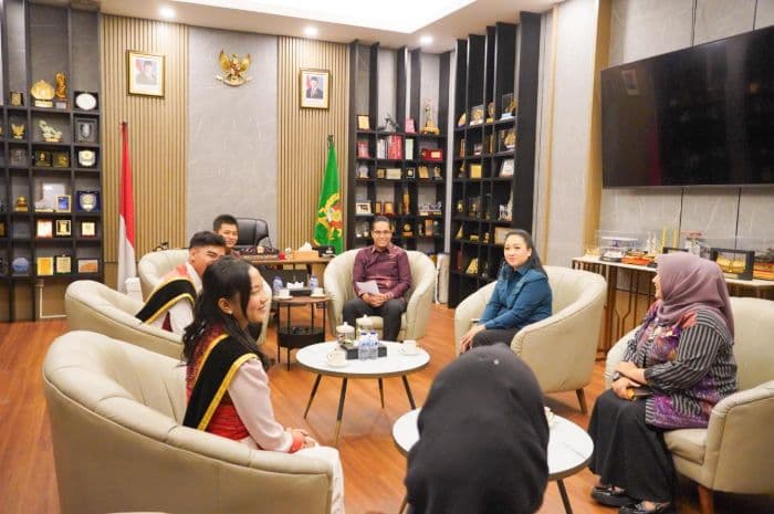 rico_waas_minta_duta_genre_medan_jadi_pelindung_generasi_muda_dari_narkoba_dan_seks_bebas