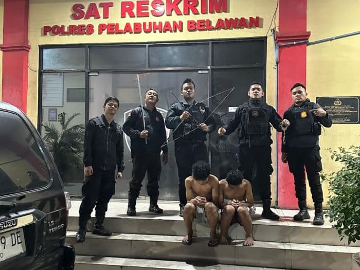 polisi_temukan_berbagai_senjata_tajam_di_lokasi_tawuran_belawan