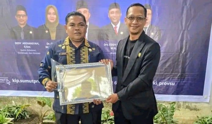 pemkab_batu_bara_raih_ki_award_2025_diakui_sebagai_badan_publik_informatif_